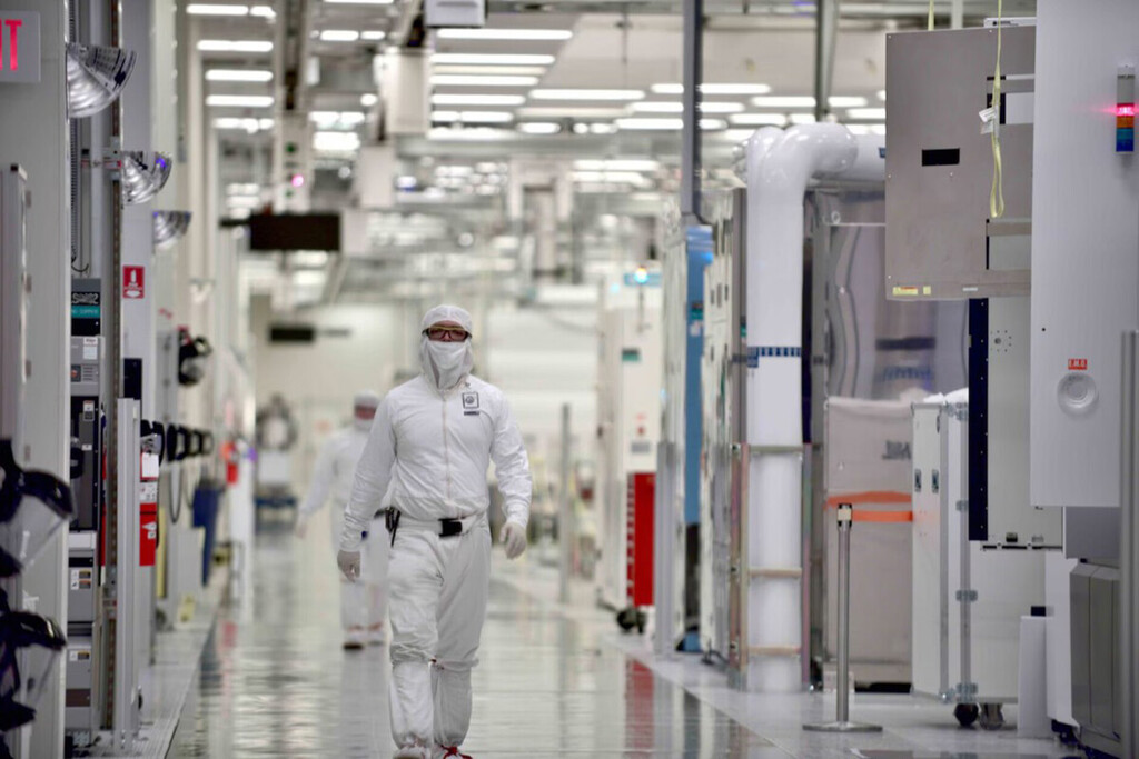 EEUU no va a permitir que Intel caiga en plena confrontación con China. El Gobierno tiene un plan para impedirlo